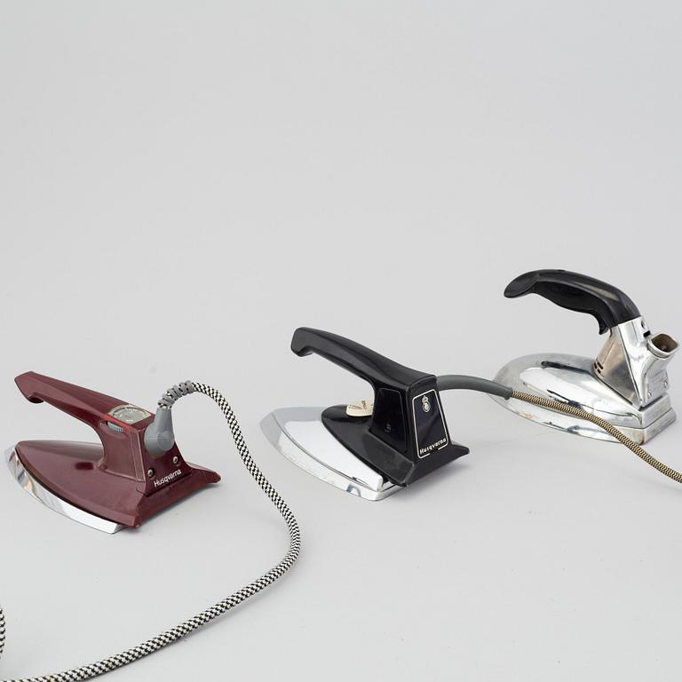 SIXTEN SASON samt RALPH LYSELL, strykjärn, 3 st, 1940-1961.