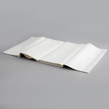 SIGNE SOHLMAN, a linnen table cloth made by Almedahls, designed 1876.