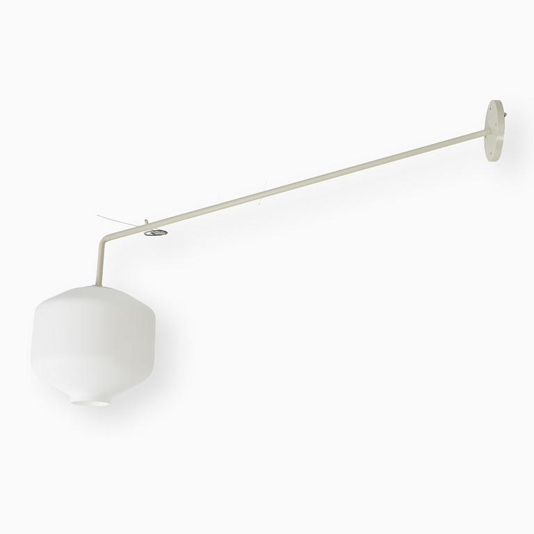 Gunnar Asplund, a 'GA15' wall light, Blond Belysning AB, 21st century.