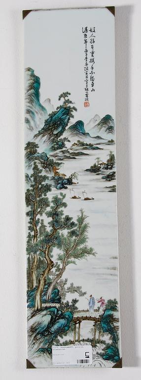 VÄGGPLAKETT, porslin, orientalisk.