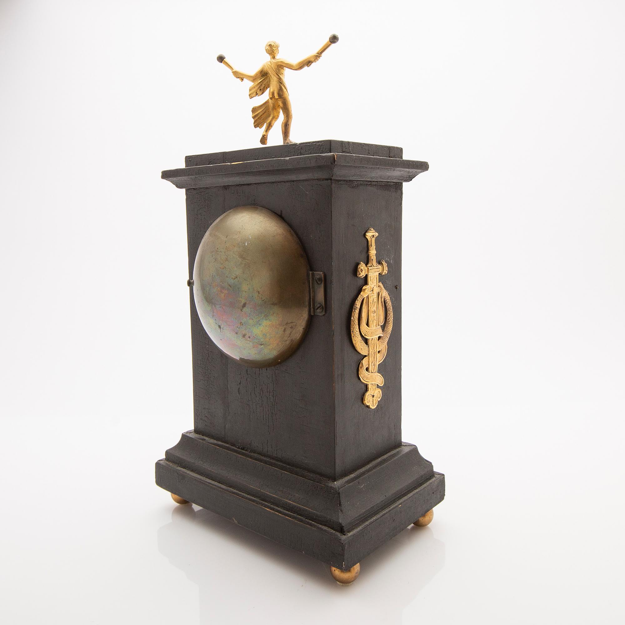 Table pendulum clock, by Johan Erik Callerström, clockmaker from 1817 in Stockholm, Empire, 19th century.
