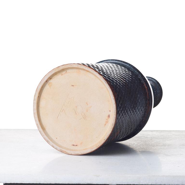 Stig Lindberg, vas, Gustavsbergs studio 1968.