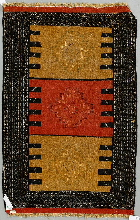 MATTA, Shiraz, kelim. Ca 174x120 cm.