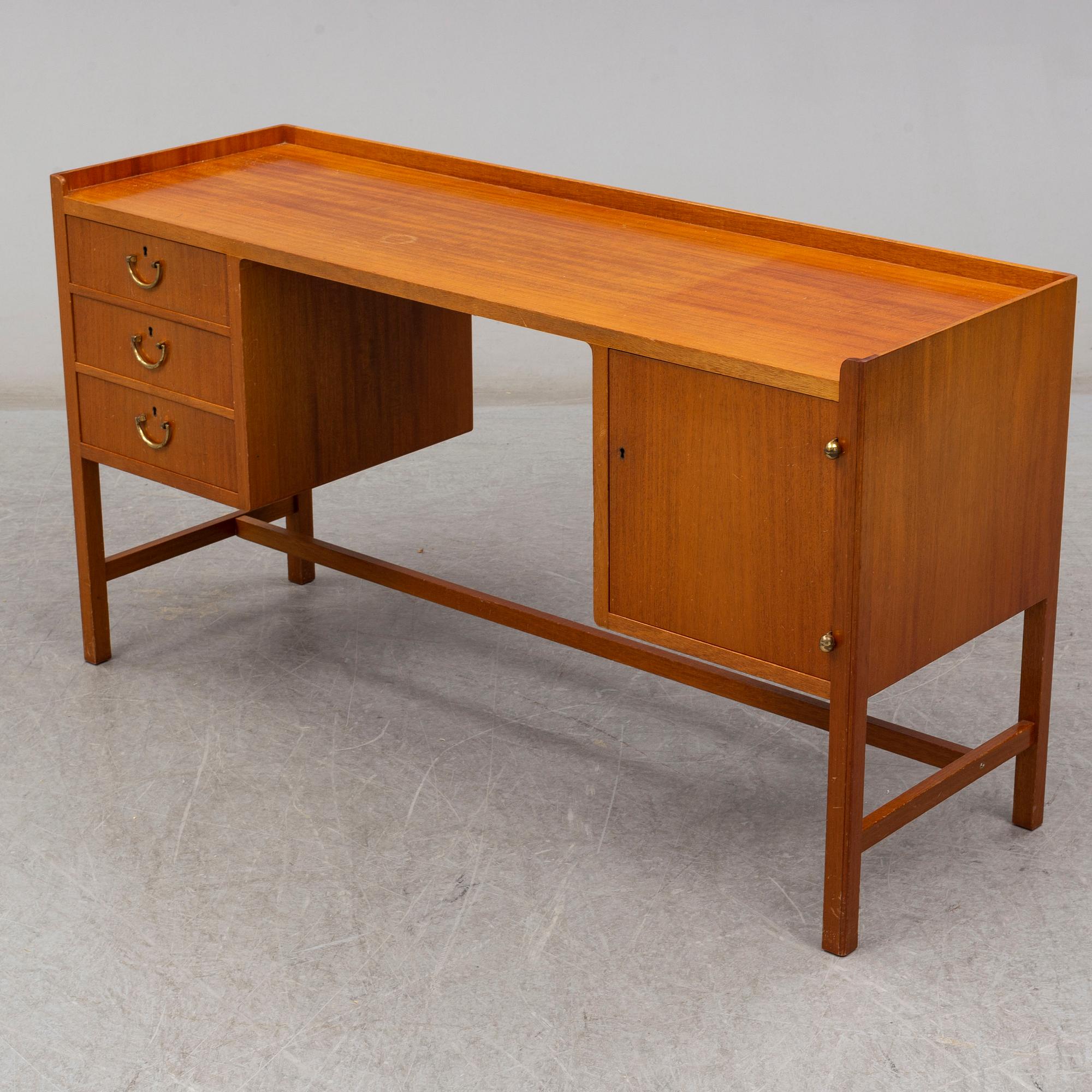 A Josef Frank table for Firma Svenskt Tenn, second half of the 20th century.