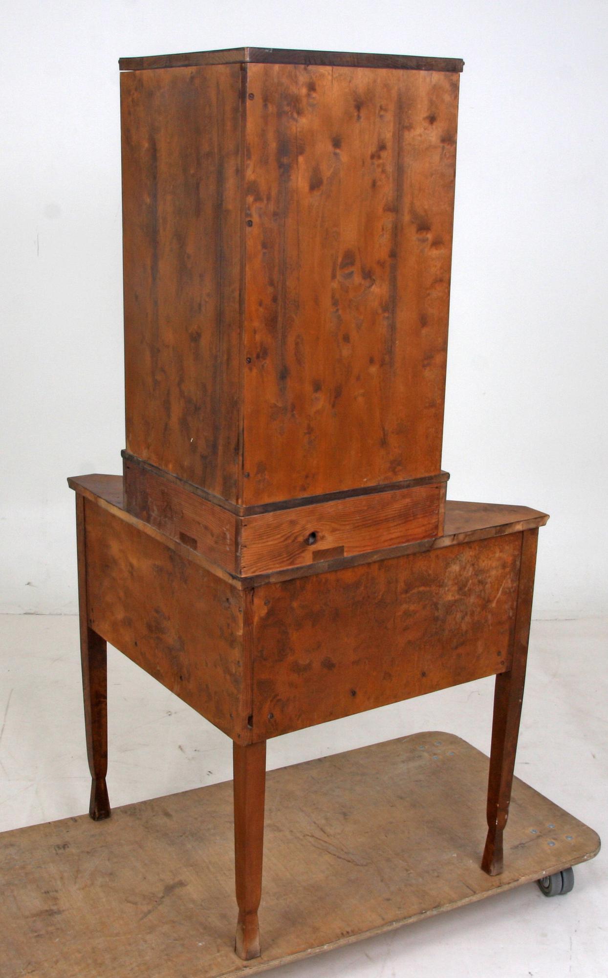 TOILETTEBORD, art deco, 1900-talets första hälft.