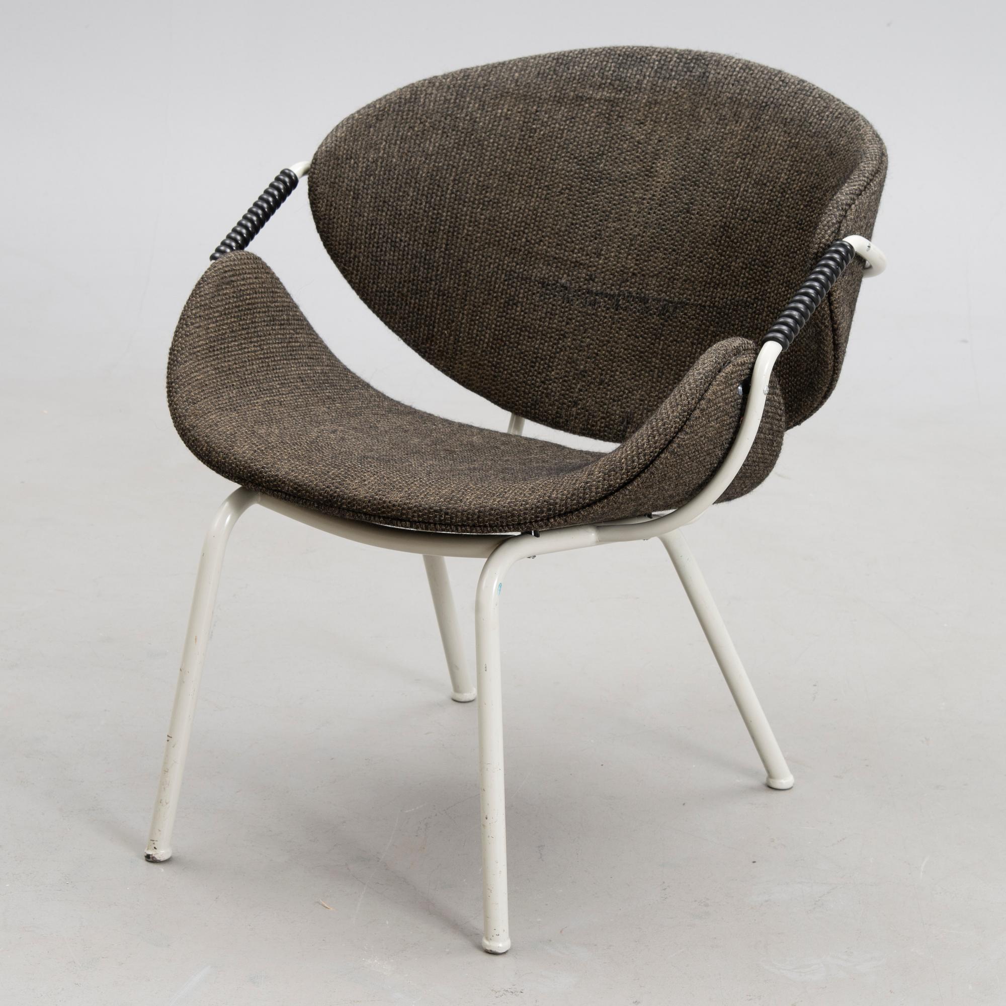 CHAIR BY OLOF KETTUNEN, manufacturer J. Merivaara, Finland, the mid-20th century.