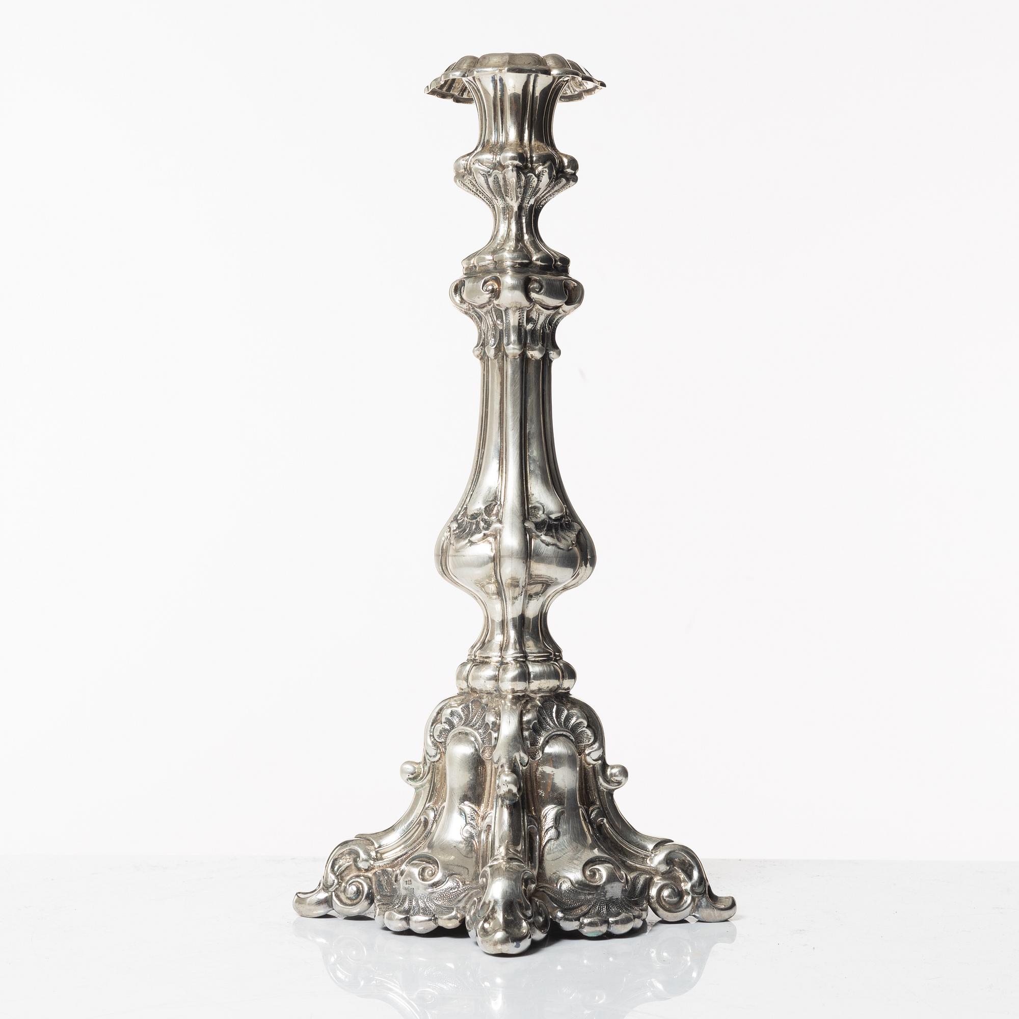Altarljusstake, sterlingsilver, barockstil, 1900-tal.