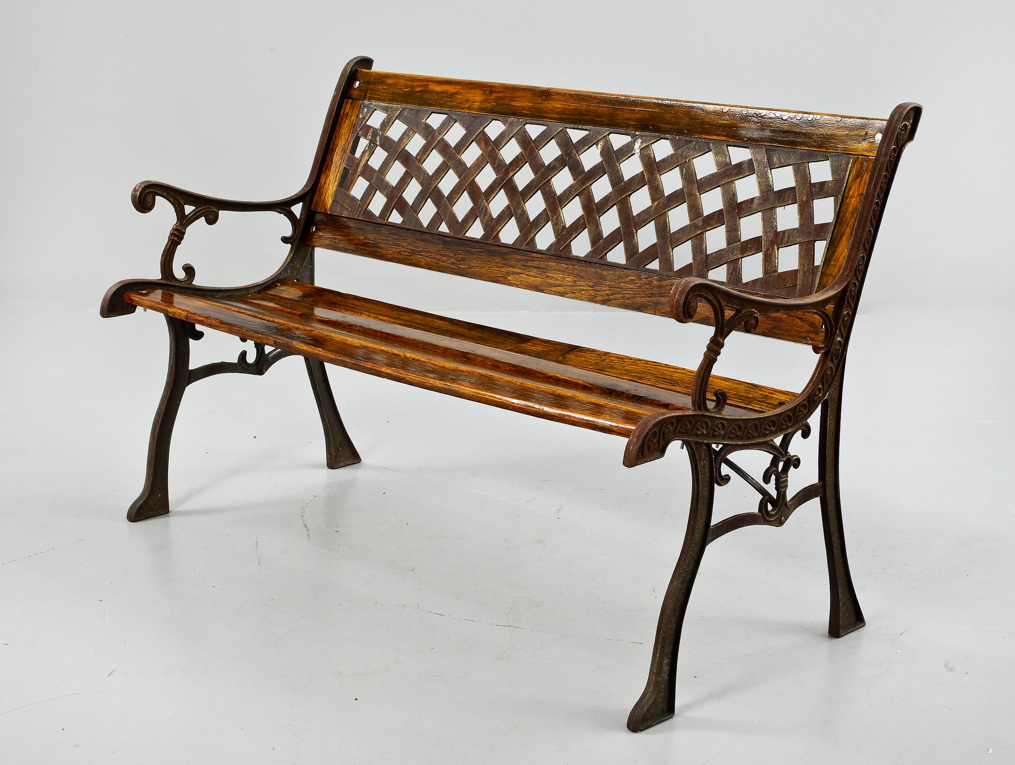 TRÄDGÅRDSSOFFA, 1900-talets andra hälft.