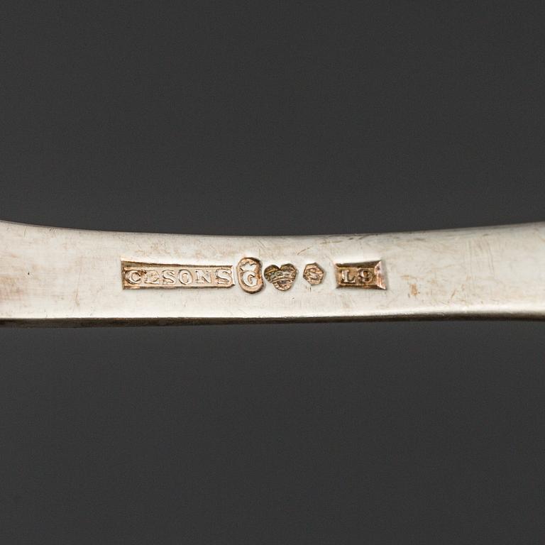 GUSTAF MÖLLENBORG, såssked, Stockholm, 1835 och PARTI SILVERBESTICK, 42 delar, bl.a. Rosenholm. Vikt 1183 g.