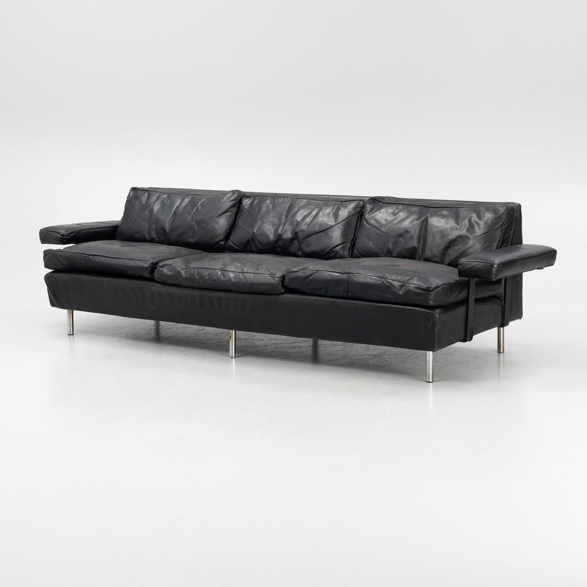 Hans Könecke, a 'F 93' sofa, Tecta Möbler, Germany, 1970's.