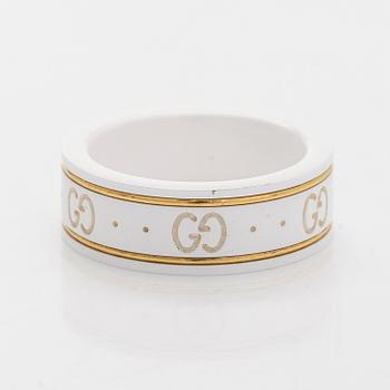 Gucci, sormus, "Icon", valkoista zirkonia ja 18K kultaa.