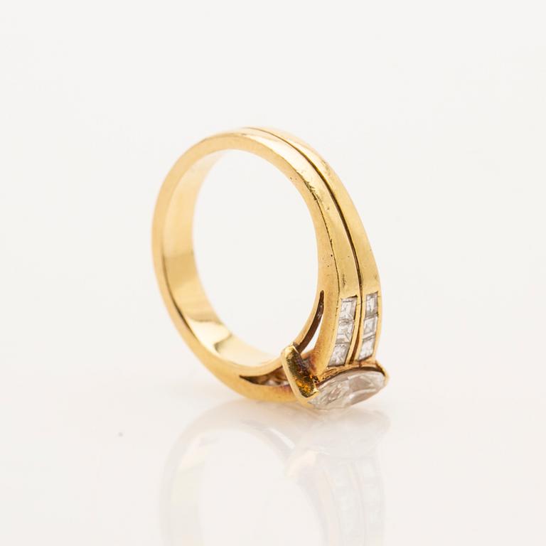 Ring, 18k med diamanter, Willy Wiemann.