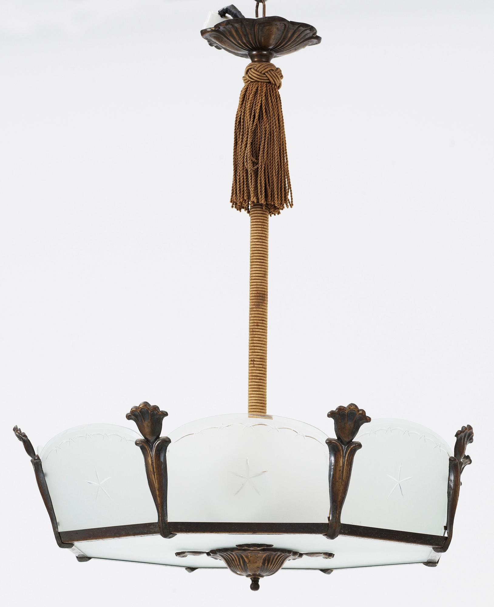 TAKLAMPA, glas, 1930-40-tal. H 50.