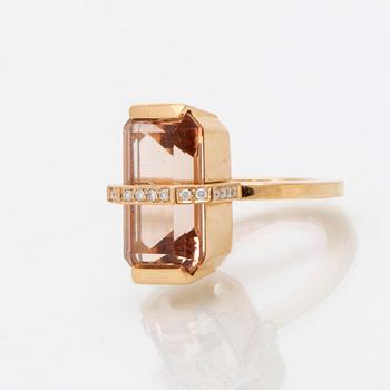 Efva Attling Bend over ring. morganite, brilliant-cut diamonds 0,12 ct TW Si, original pouch, invoice 2019.