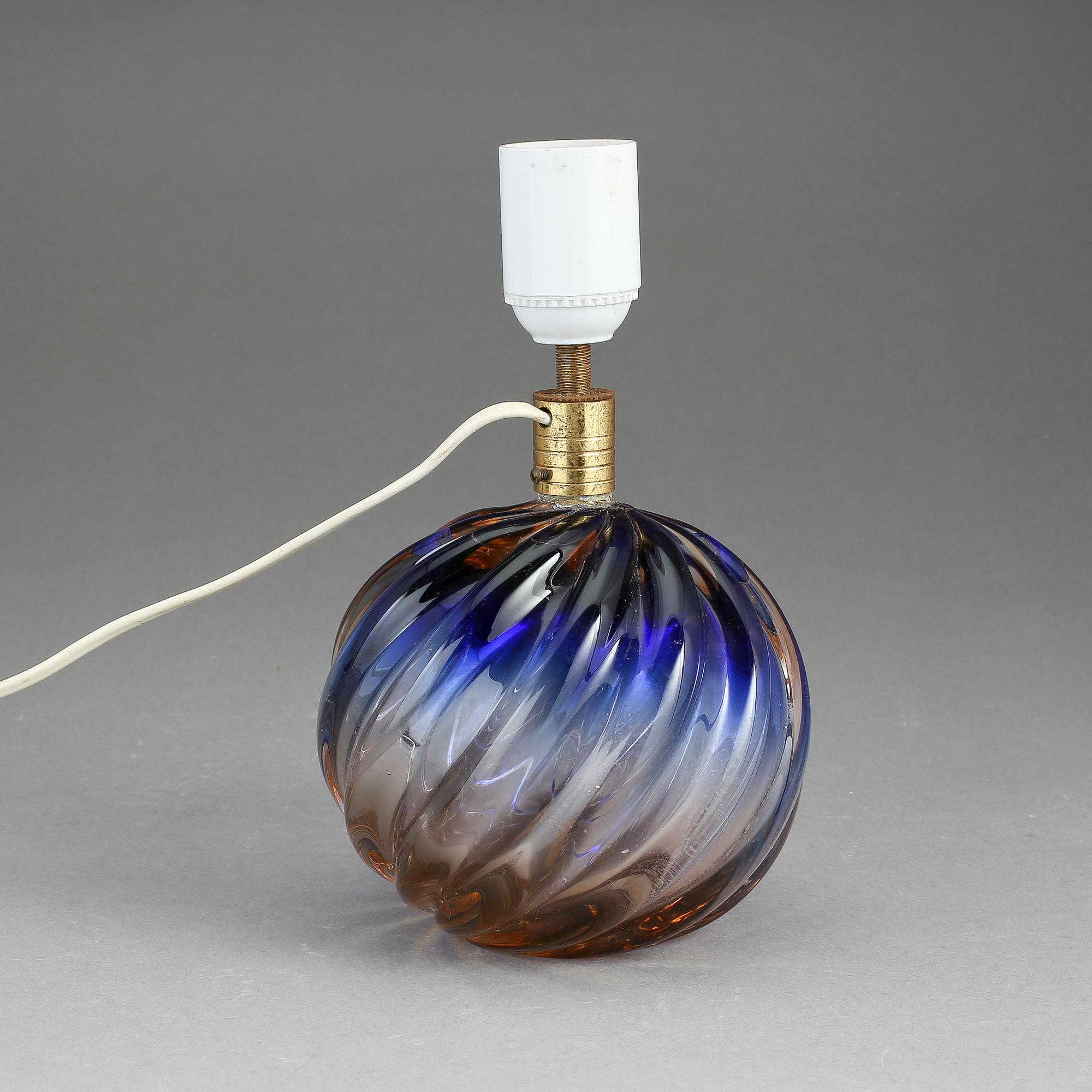 BORDSLAMPA, glas, Murano, 1900-talets andra hälft.