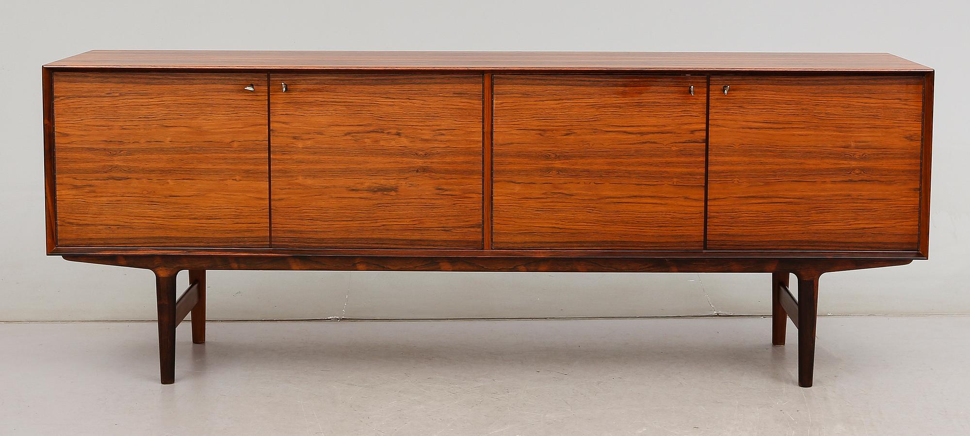 SIDEBOARD, 1900-talets andra hälft.