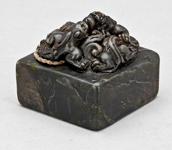 SIGILL, soapstone, Kina, 1900-tal.