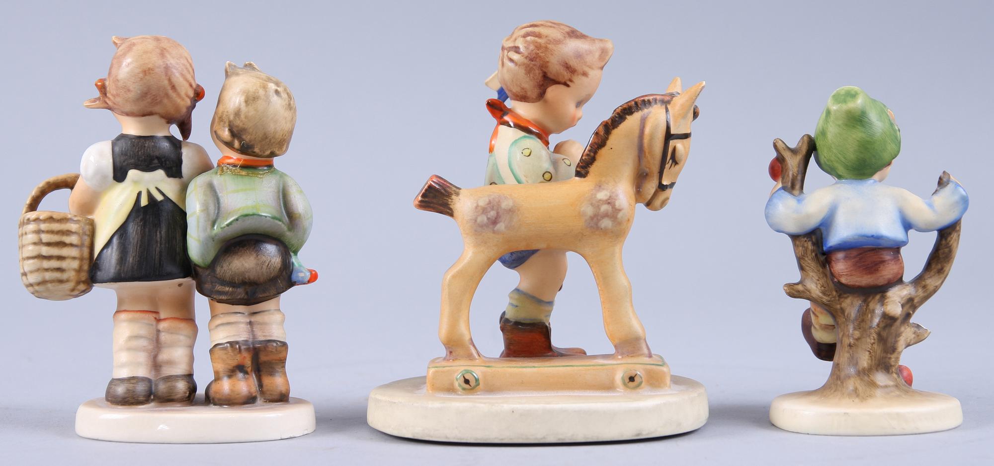 HUMMELFIGURINER, 3 st, porslin, Goebel. 1900-tal.