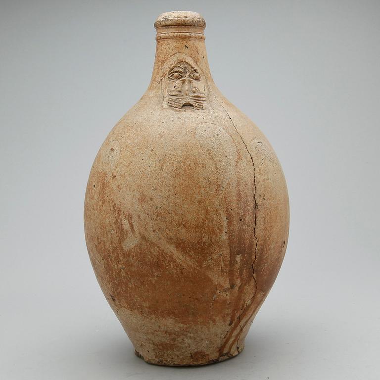 KRUS, keramik, troligen 1600/1700-tal.