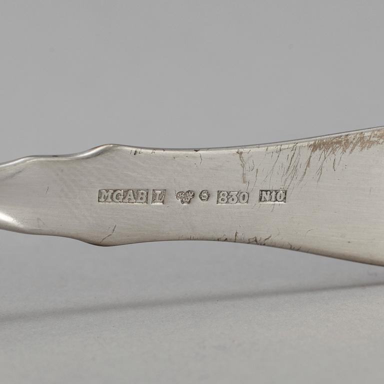 A SET OF TWELVE SILVER COFFEE SPOONS, 1970/80. Weight ca 170 g.