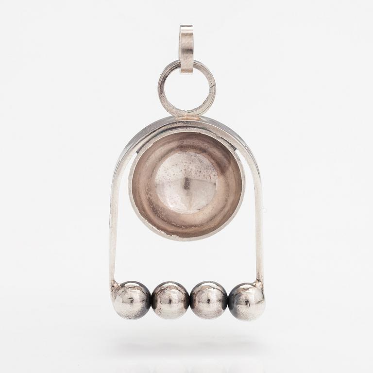 A silver pendant. Granit, Helsinki 1967.