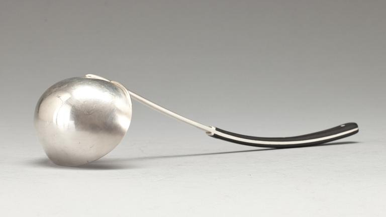 SLEV, design Åke Strömdahl, för Hugo Strömdahl, Stockholm 1953. Ca 130gr.