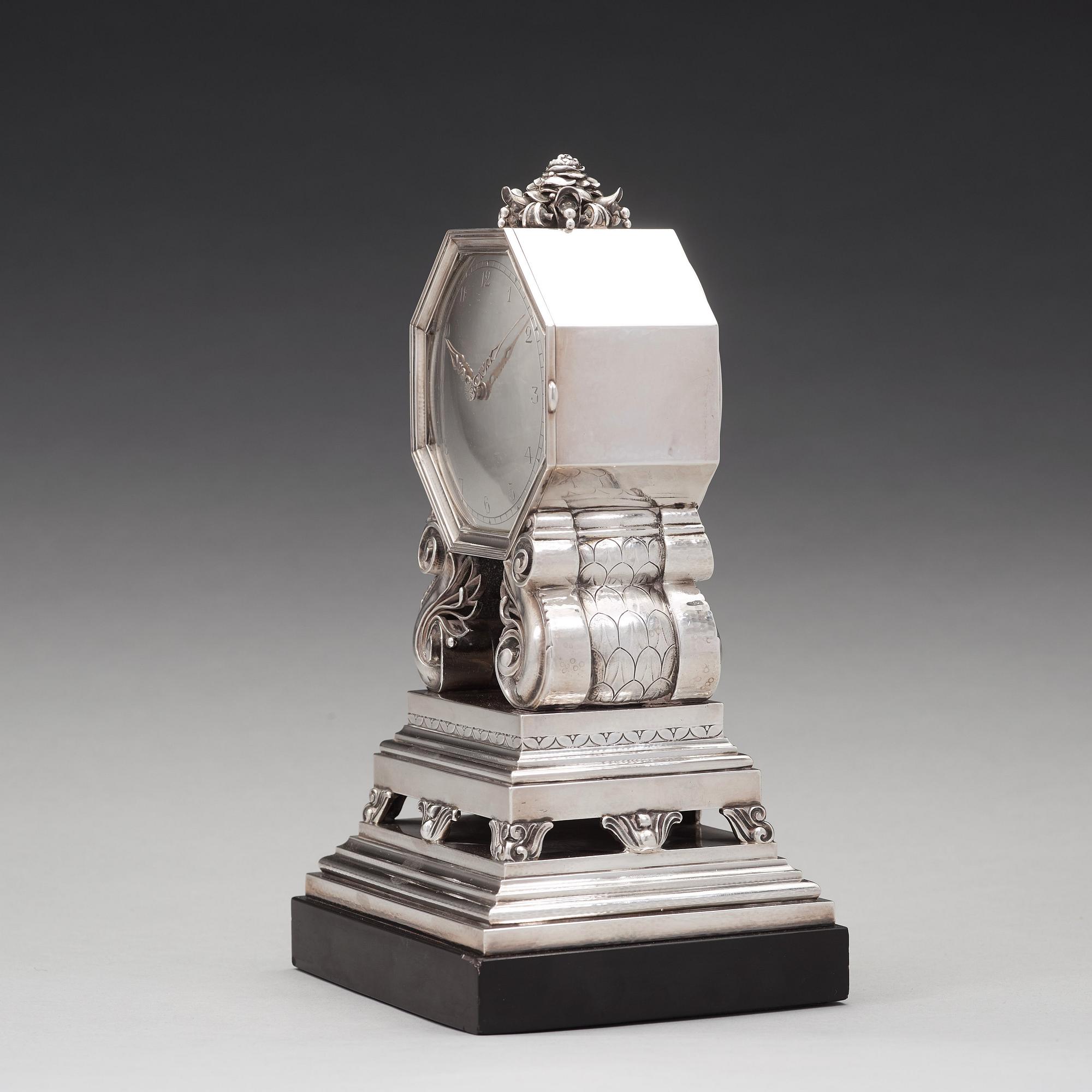 Johan Rohde, bordsur för Firma Georg Jensen, Köpenhamn 1925-32, modell 333.