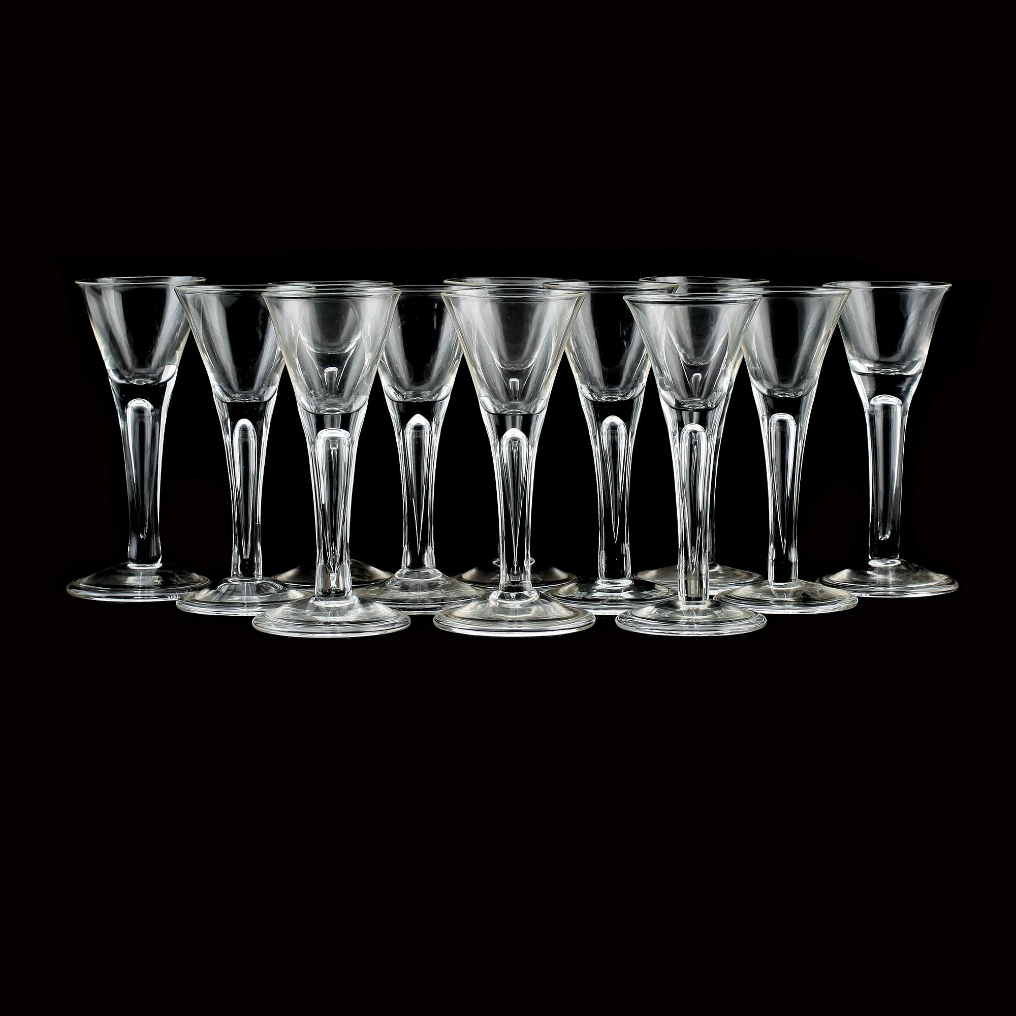 SNAPSGLAS, 12 st, Ikeas 1700-tals serie, daterade 1994.