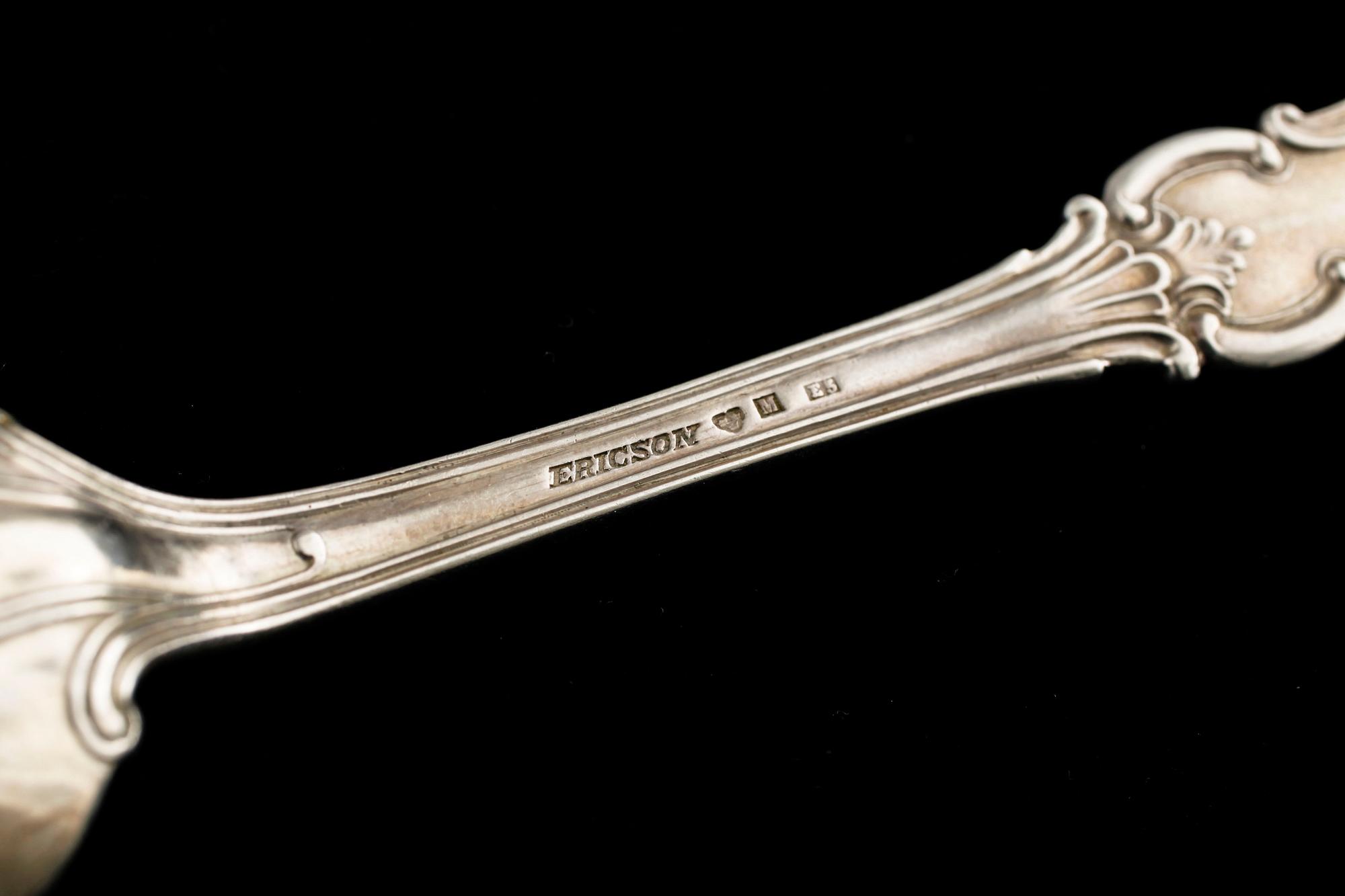 15 pieces of swedish 19th century silver cutlery. Weight 890 gram.