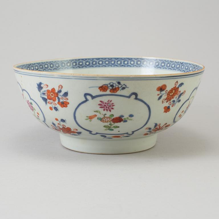 BÅLSKÅL, porslin, Kina, Qianlong (1736-95).