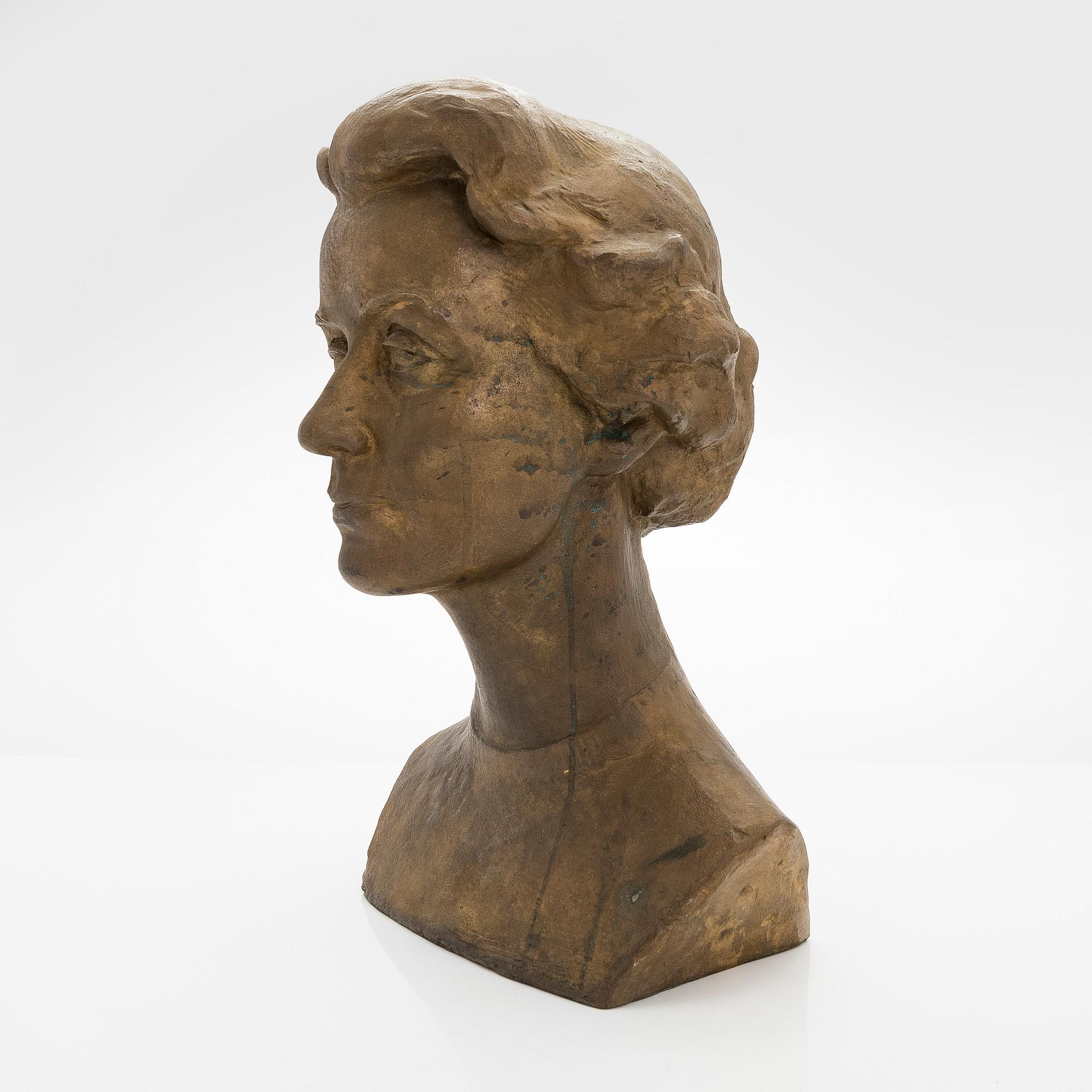 Arvi Tynys, Naisen rintakuva.