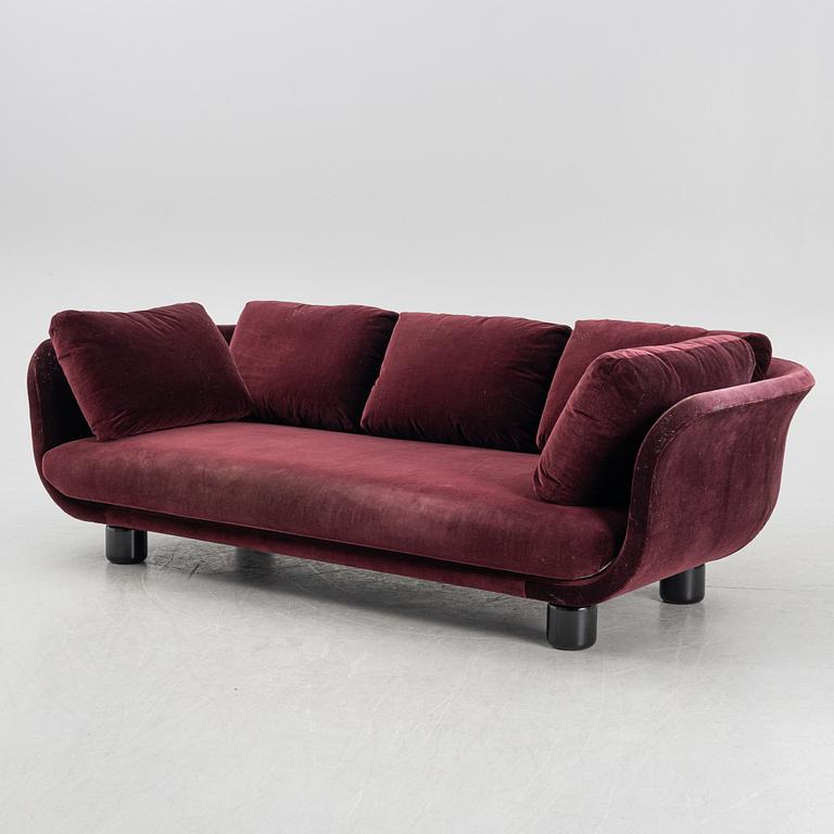 TAF Architects, sofa, "Famna", Svenskt Tenn, 2022.