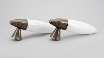 VÄGGLAMPOR, porslin/glas, 1950-tal.