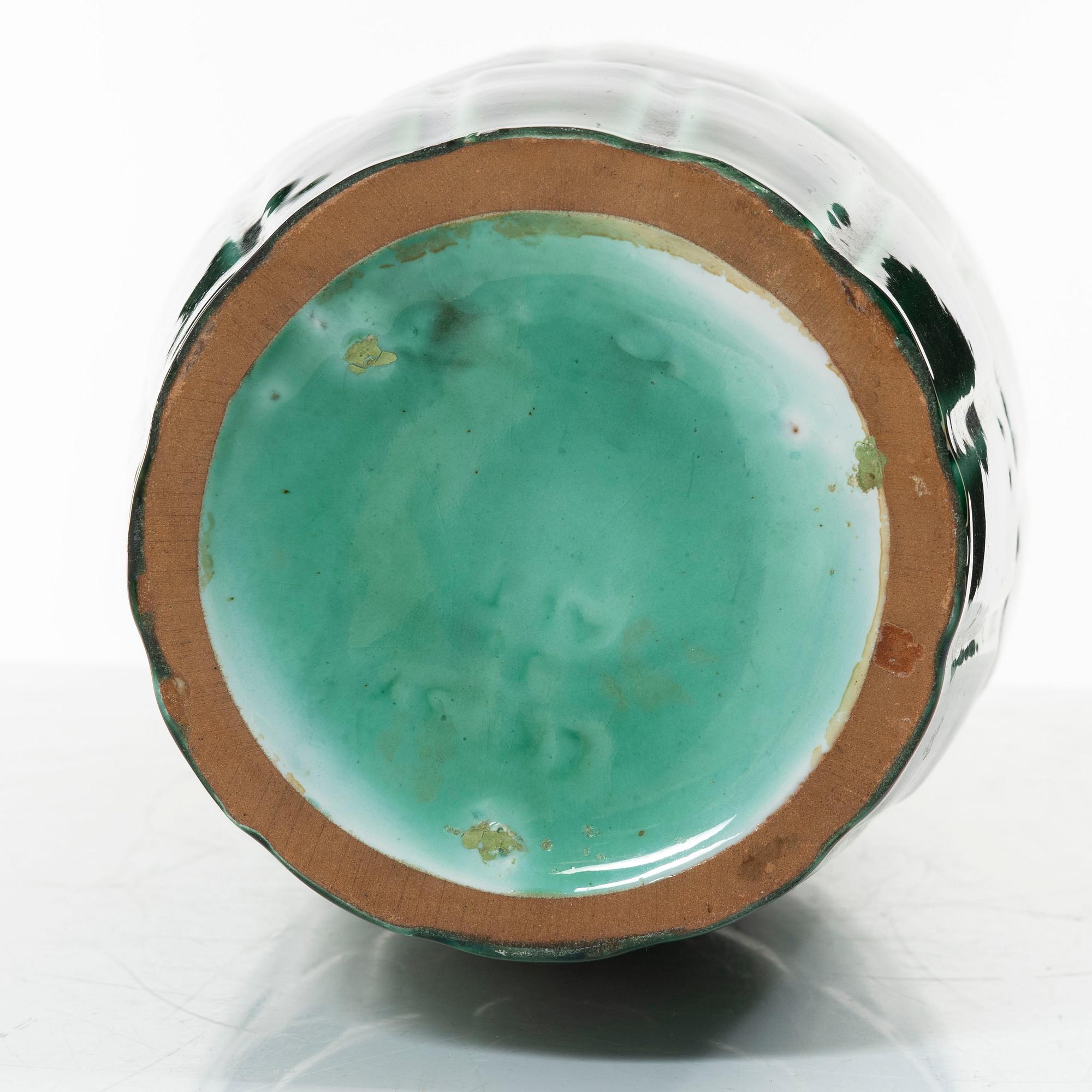 Anna-Lisa Thomson, vas, keramik, ”Adria”, Upsala Ekeby, 1900-talets mitt.