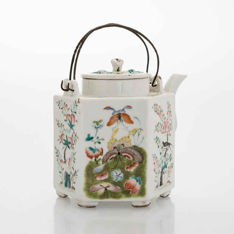 Teekannu, posliini, Kiina.