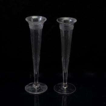 Nine glass champagne flutes, 19th Century.