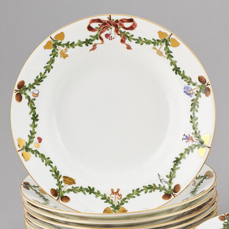 A 32-piece Christmas dinner service, porcelain, Royal Copenhagen.