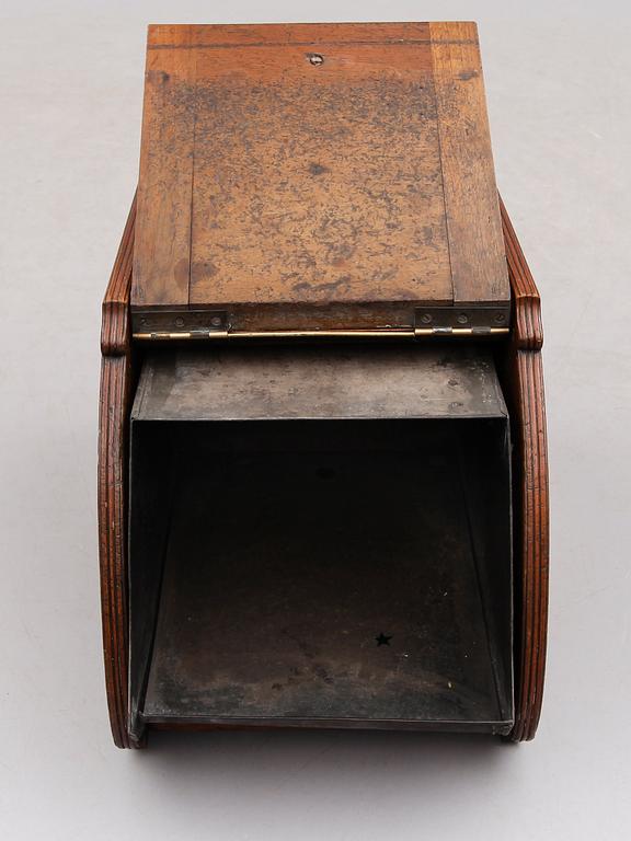 KOLBOX, England, 1900-talets första hälft.