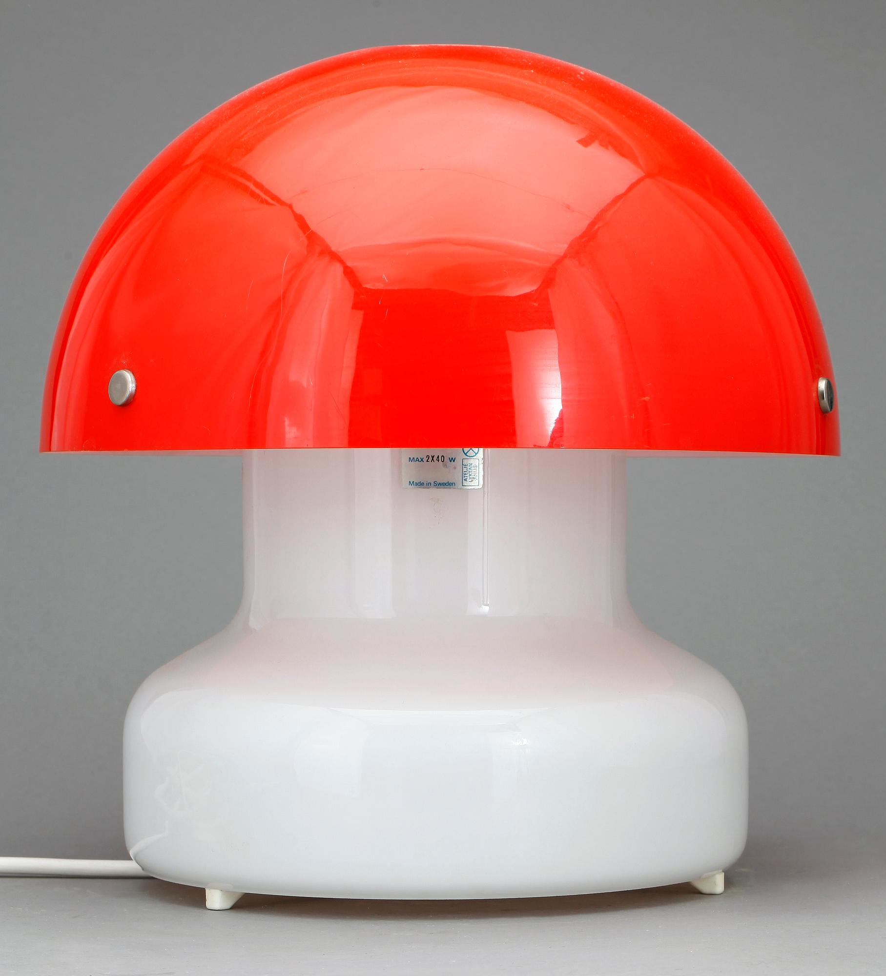 BORDSLAMPA, glas och plast, Ateljé Lyktan, Åhus.