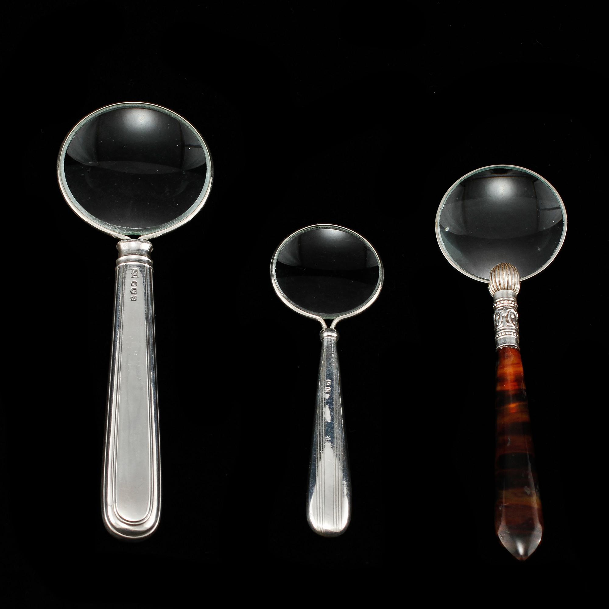 FÖRSTORINGSGLAS, 3 st, varav 2 st i silver, bl a England, 1900-talets första hälft.
