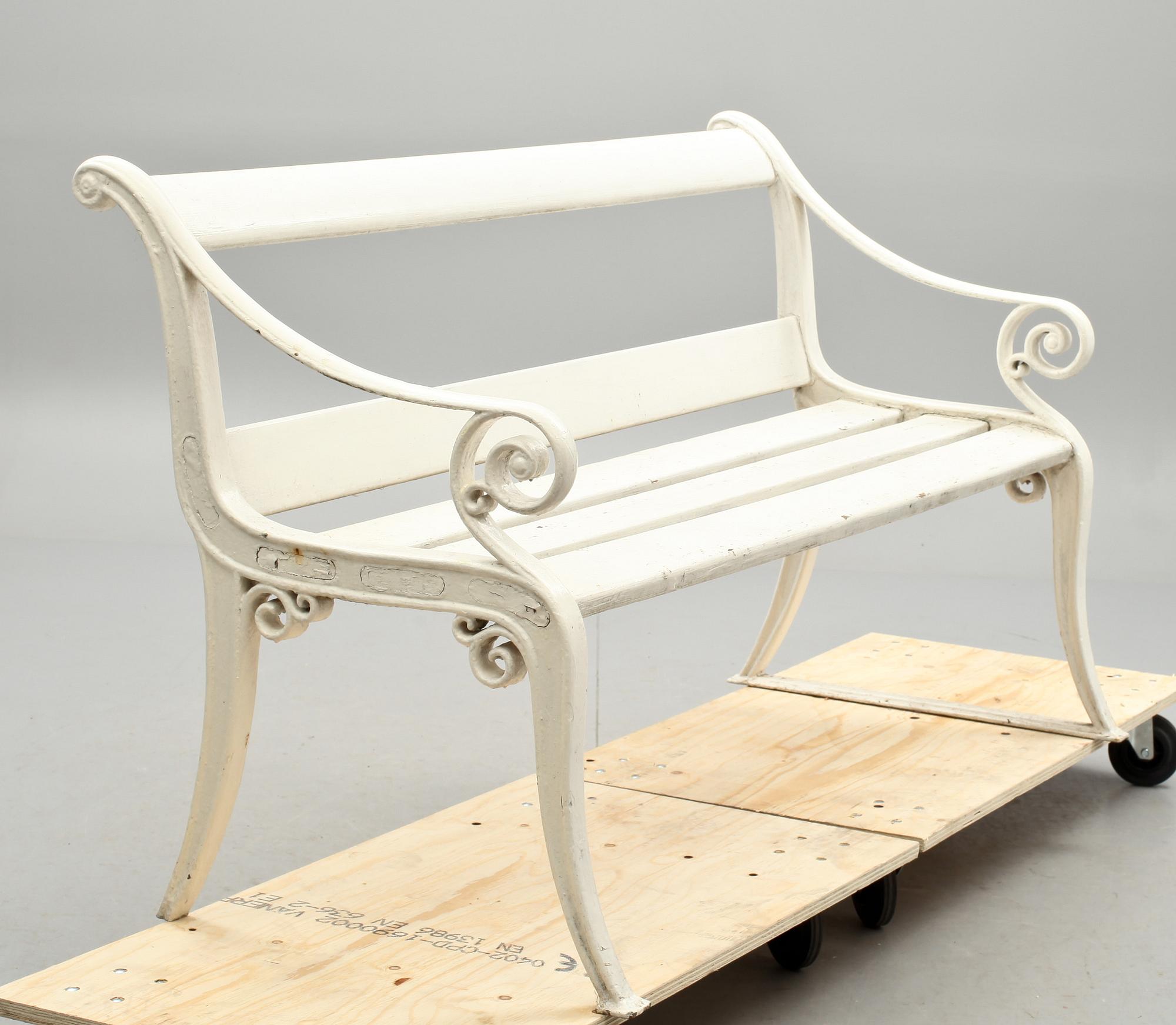 TRÄDGÅRDSSOFFA, 1900-talets första hälft.