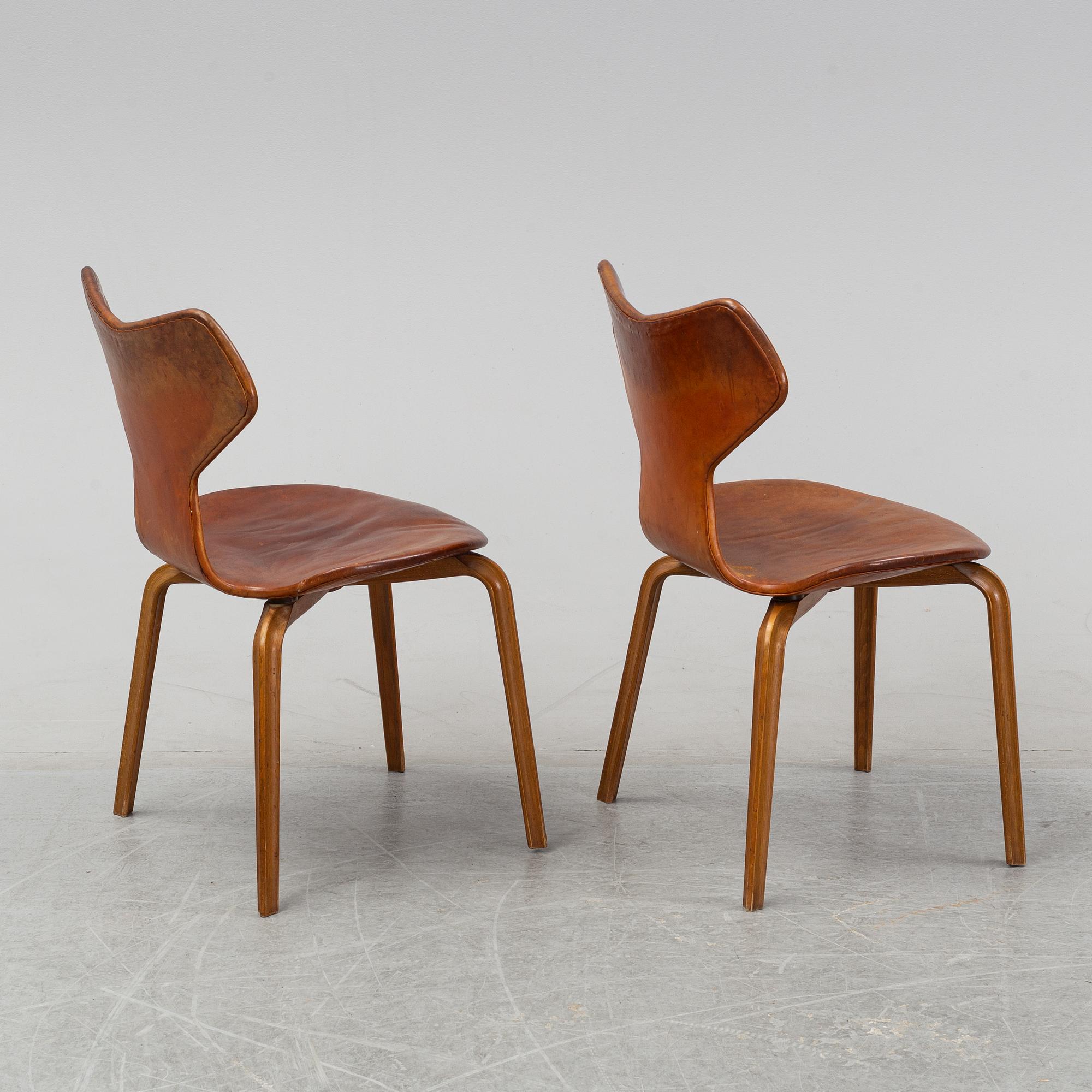 Arne Jacobsen, stolar, 6 st, "Grand Prix"  Fritz Hansen, Danmark 1950-60-tal.