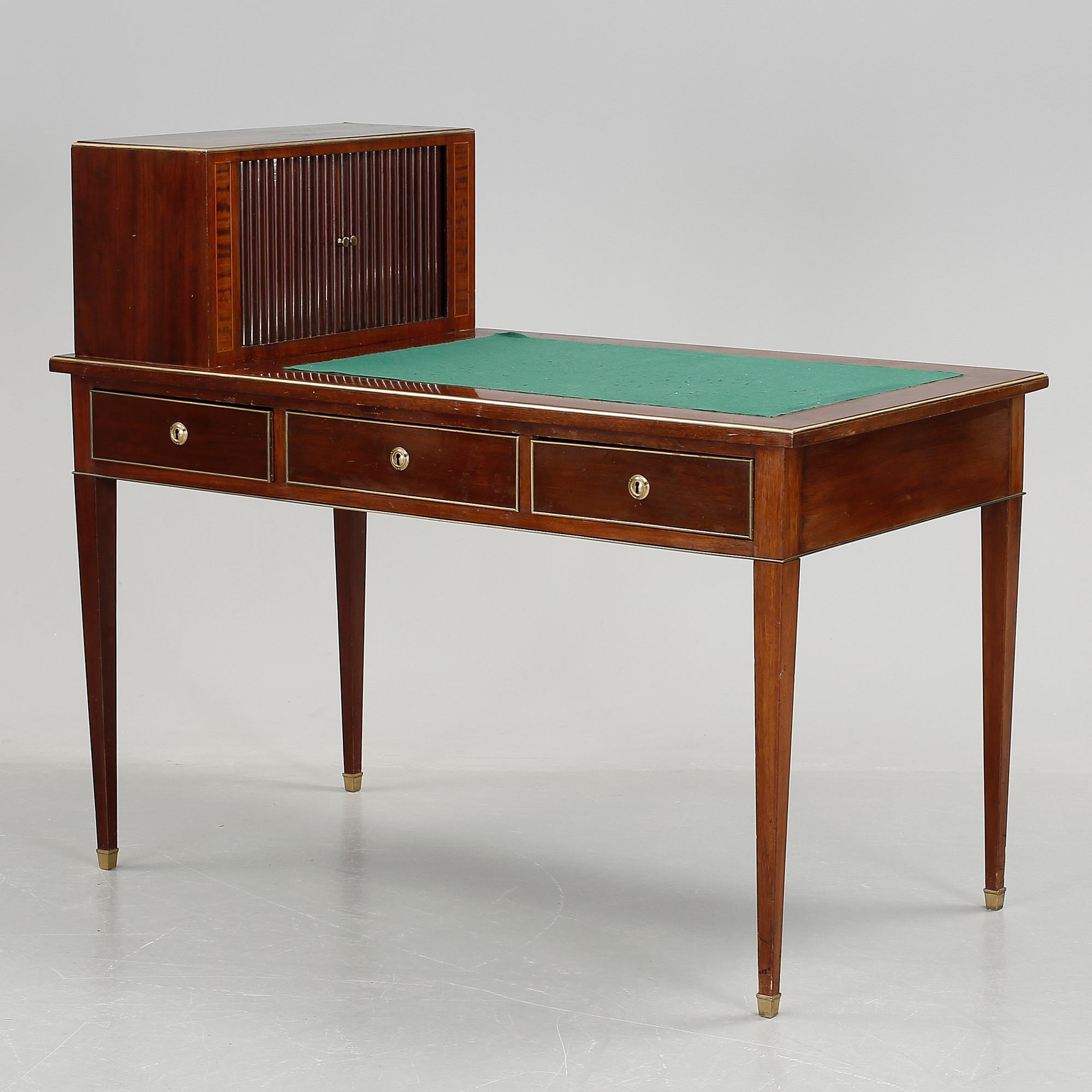 SKRIVBORD, sengustaviansk stil, 1920-tal.