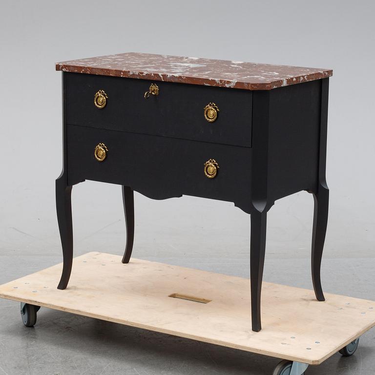 Byrå, gustaviansk stil, 1900-talets mitt.