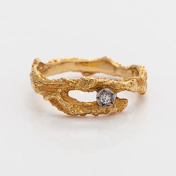 Björn Weckström, Ring, "Diamond pond", 8/8 cut diamond, 18K gold, Lapponia 1971.