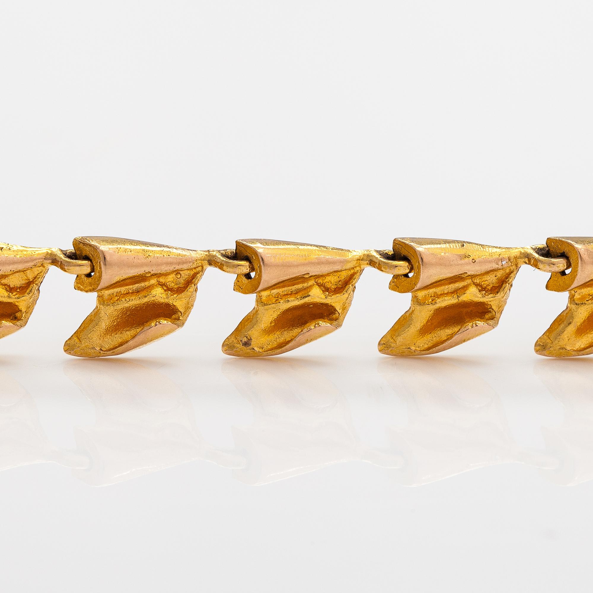 Björn Weckström, "Rolling waves", a 14K gold bracelet. Lapponia 1972.