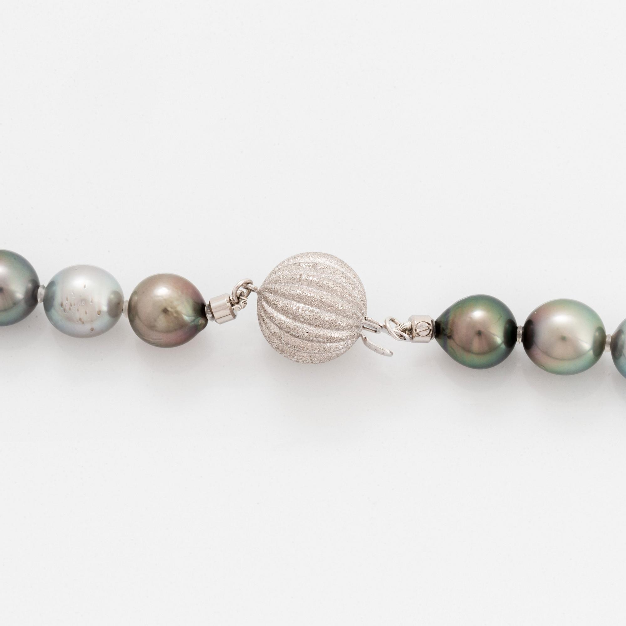 Collier odlade Tahiti-pärlor.