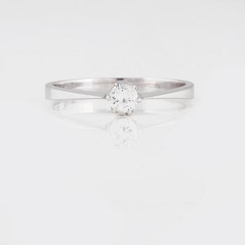 RING, med briljantslipad diamant 0.19 ct, importstämplad.
