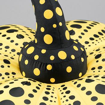 YAYOI KUSAMA, objekt.