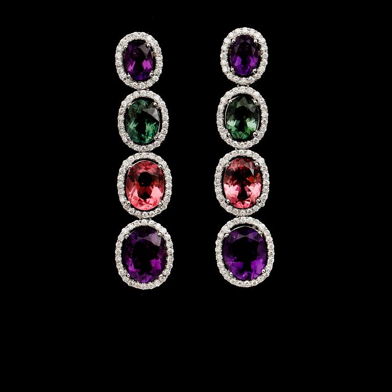ÖRHÄNGEN, 1 par, 18 k vitguld, turmaliner, ametister och diamanter.